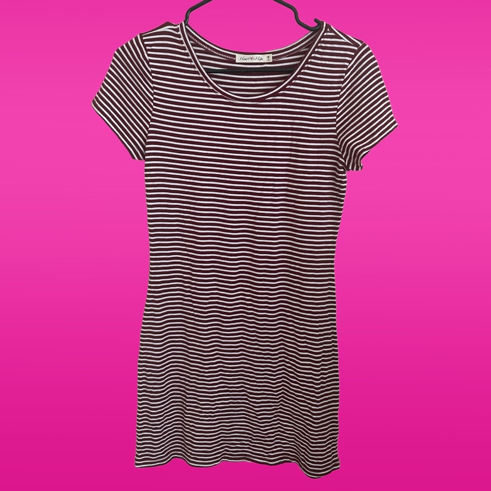 Red and white striped dress size M Hearts and hips